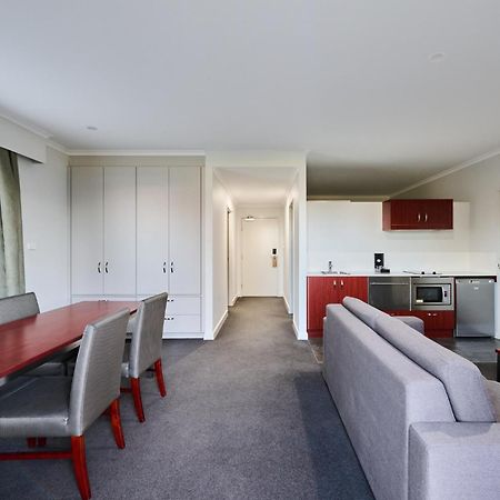 Hotel Abode Narrabundah Canberra Zewnętrze zdjęcie