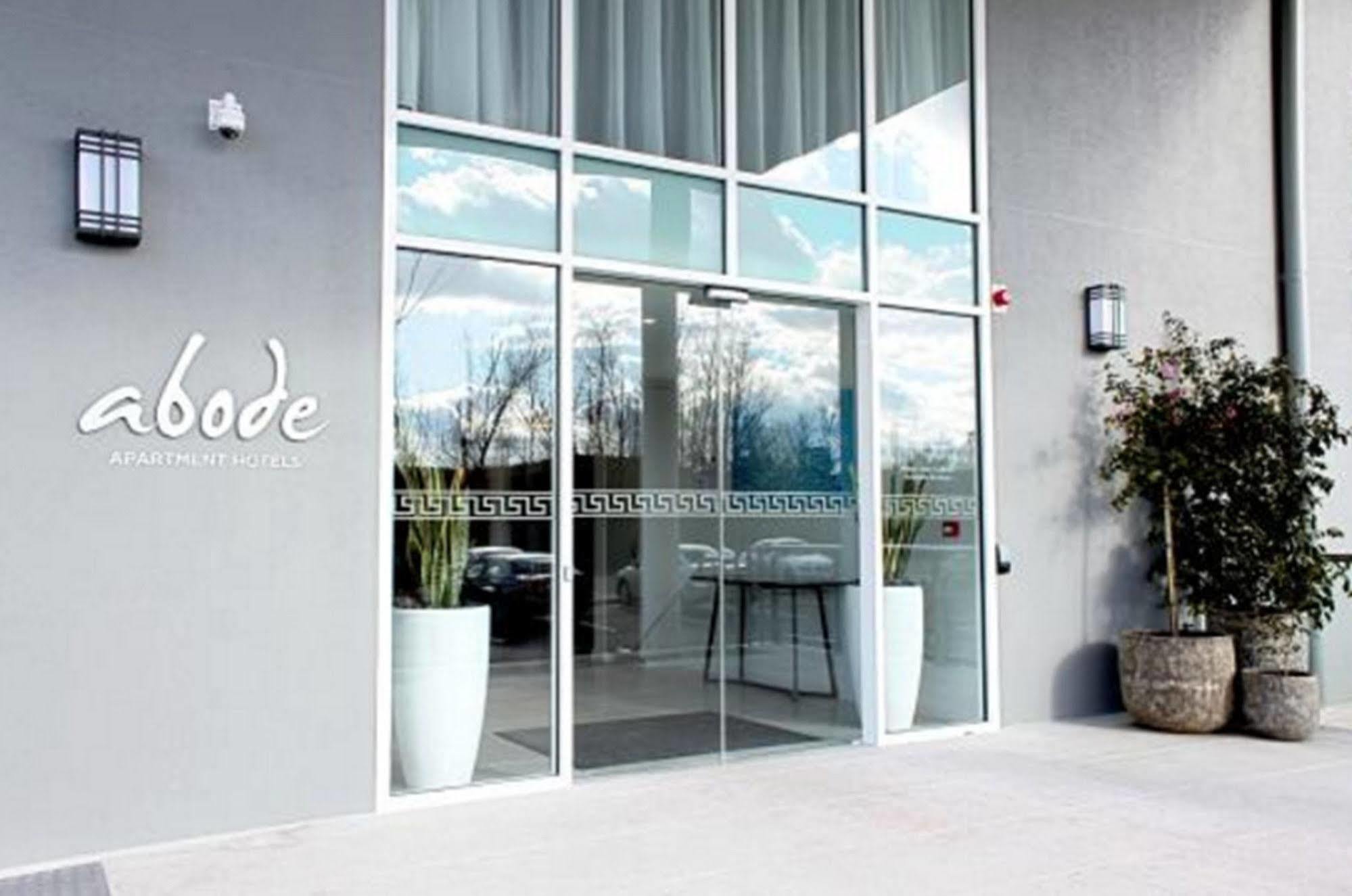 Hotel Abode Narrabundah Canberra Zewnętrze zdjęcie