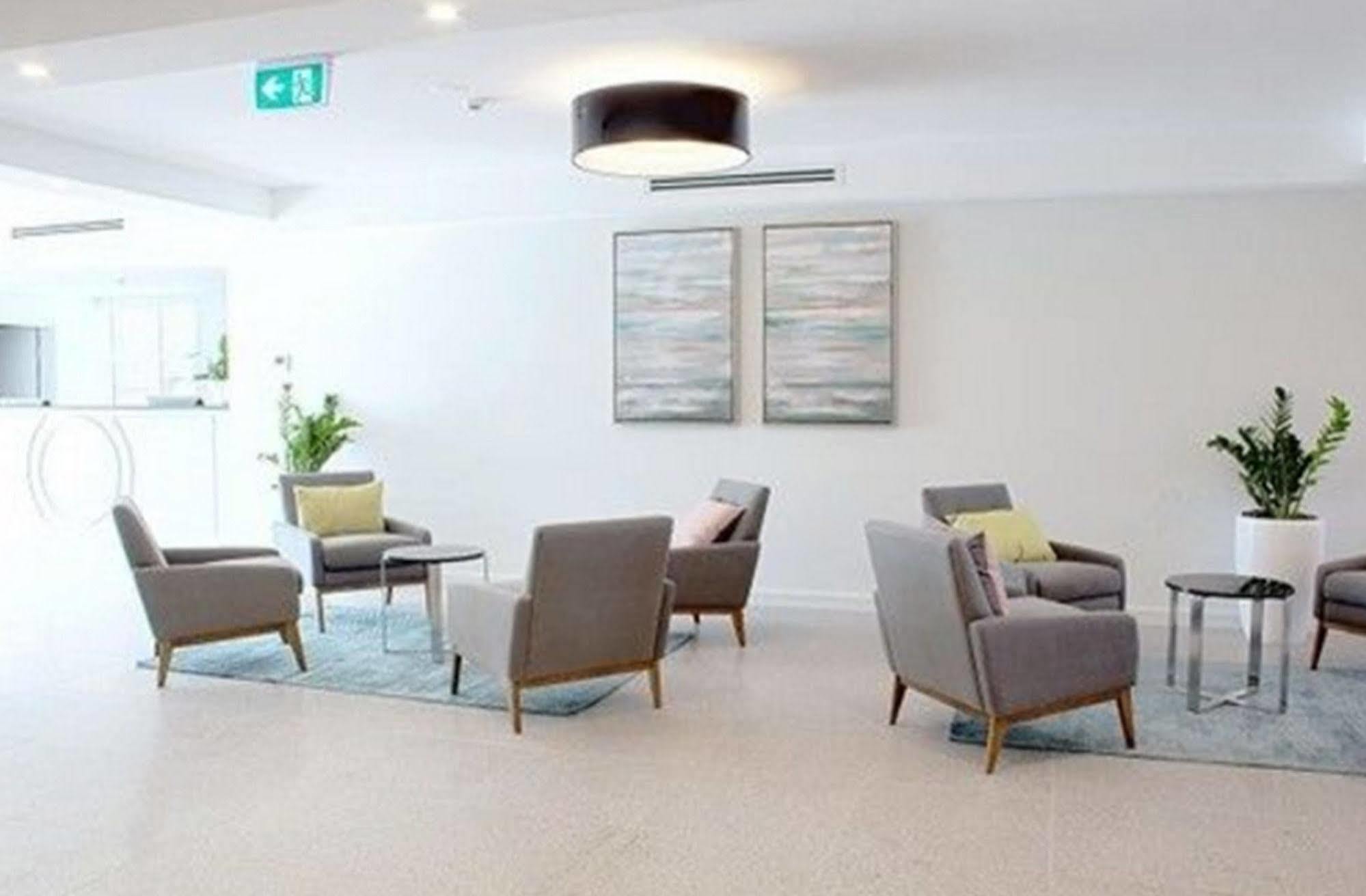 Hotel Abode Narrabundah Canberra Zewnętrze zdjęcie