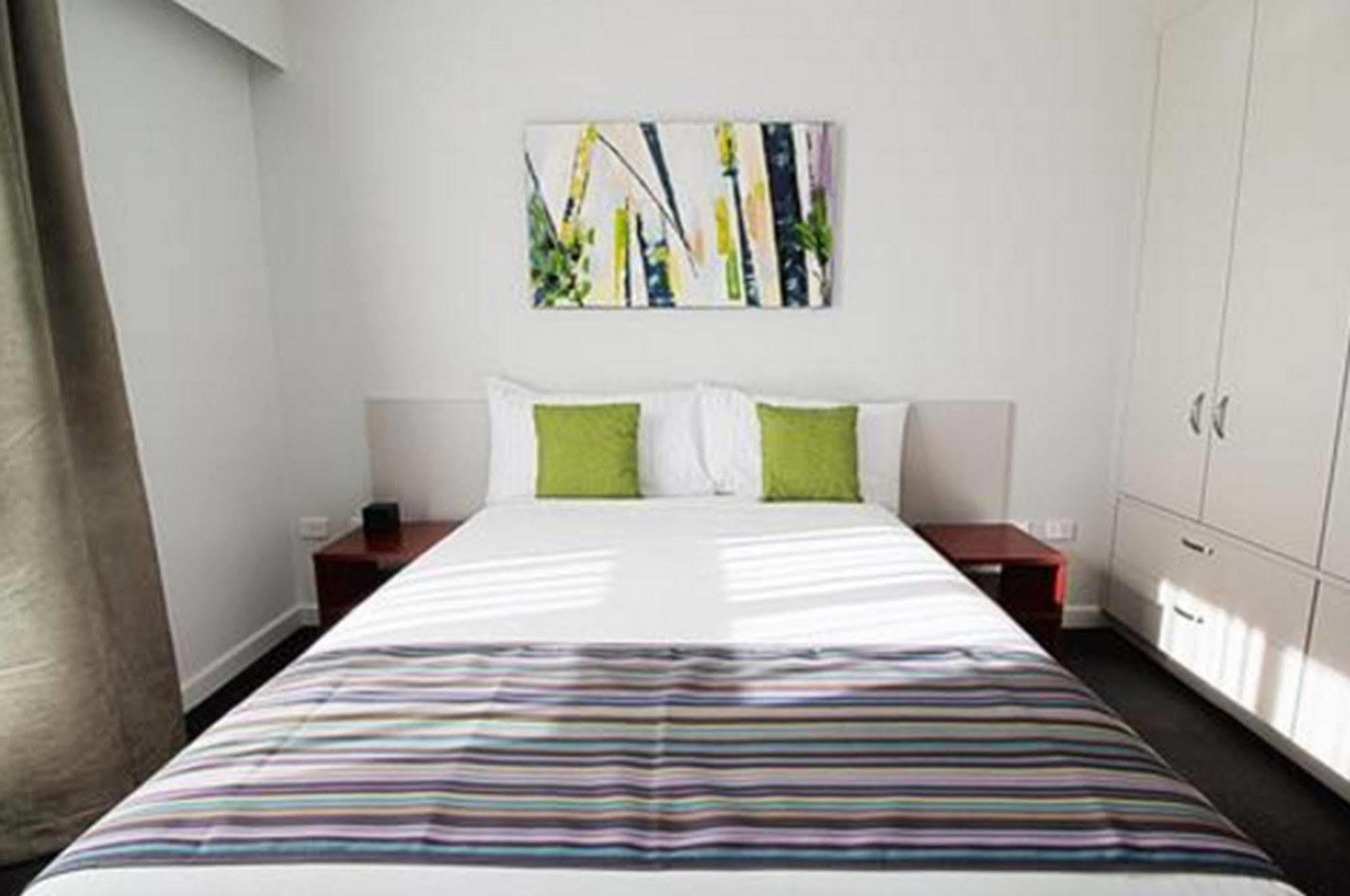 Hotel Abode Narrabundah Canberra Zewnętrze zdjęcie